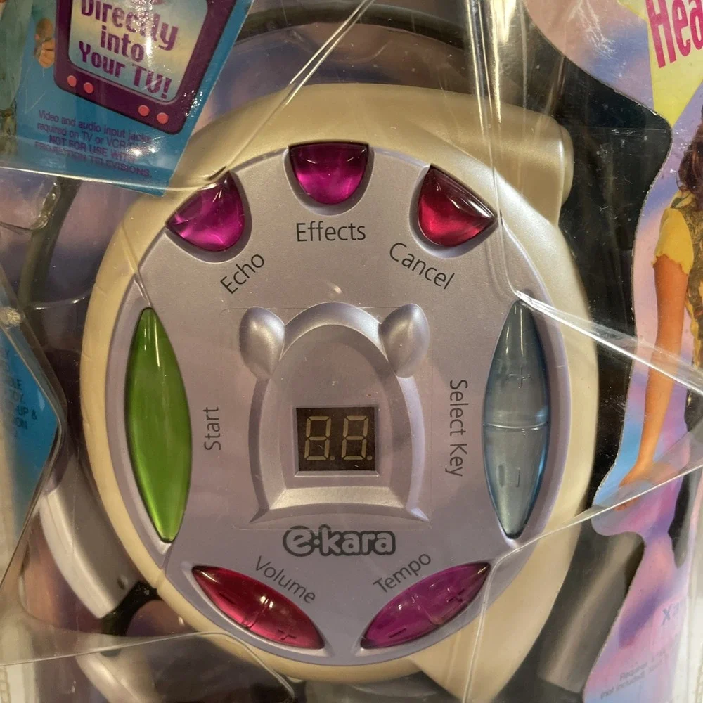 VTG E-Kara Karaoke Pro Headset Plug‎ & Play Karaoke Sealed Hasbro Takara Britney